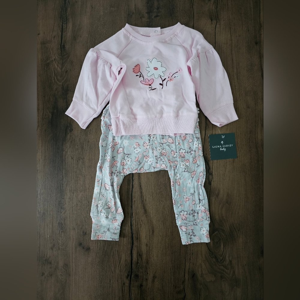 Laura Ashley 2Pc Set